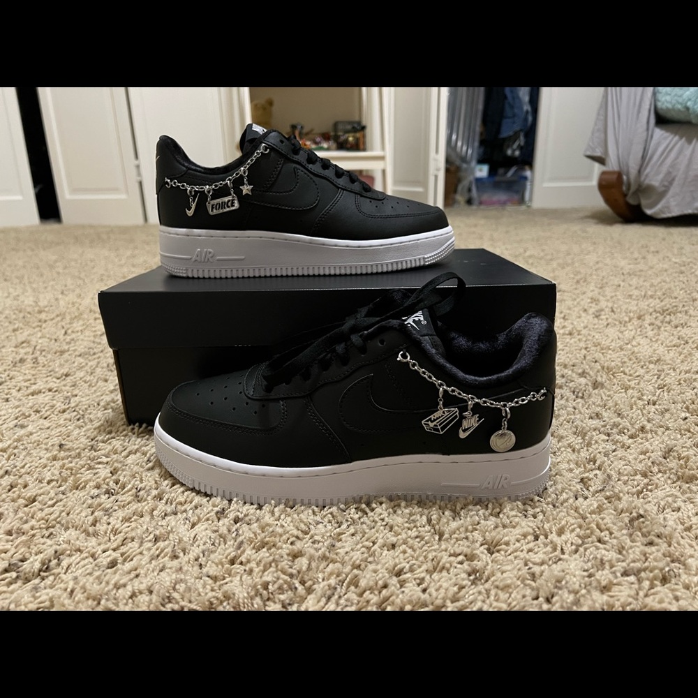 Nike Air Force one “lucky charm” black